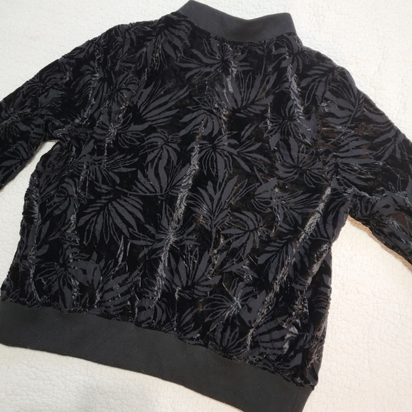 Torrid Black Velour Velvet Bomber Jacket - Picture 5 of 8